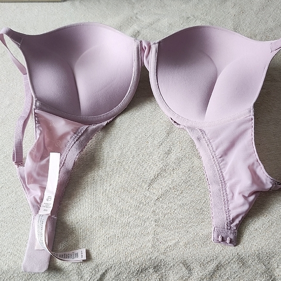 Victoria's Secret Light Purple Bra - Picture 2 of 3